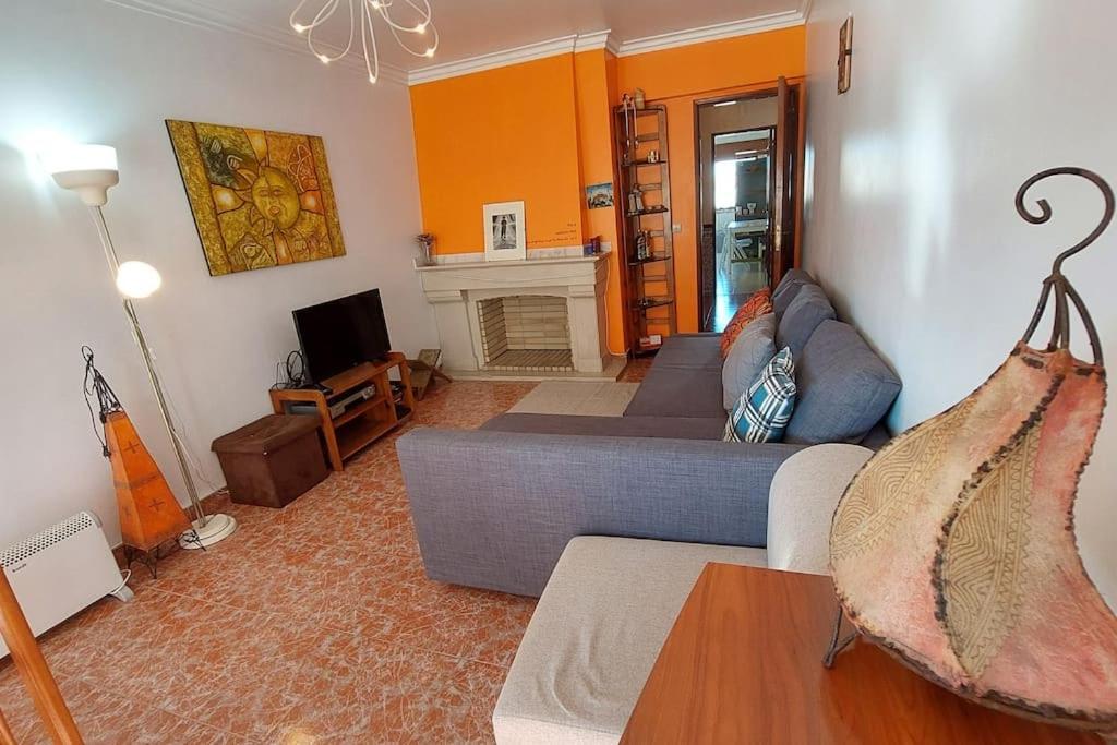 Appartamento Enjoy Lisbon Cascais Sintra 1200 Metres To Metro Blue Line Sintra Rail Line Free Parking Amadora Esterno foto